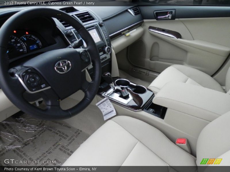 Cypress Green Pearl / Ivory 2012 Toyota Camry XLE