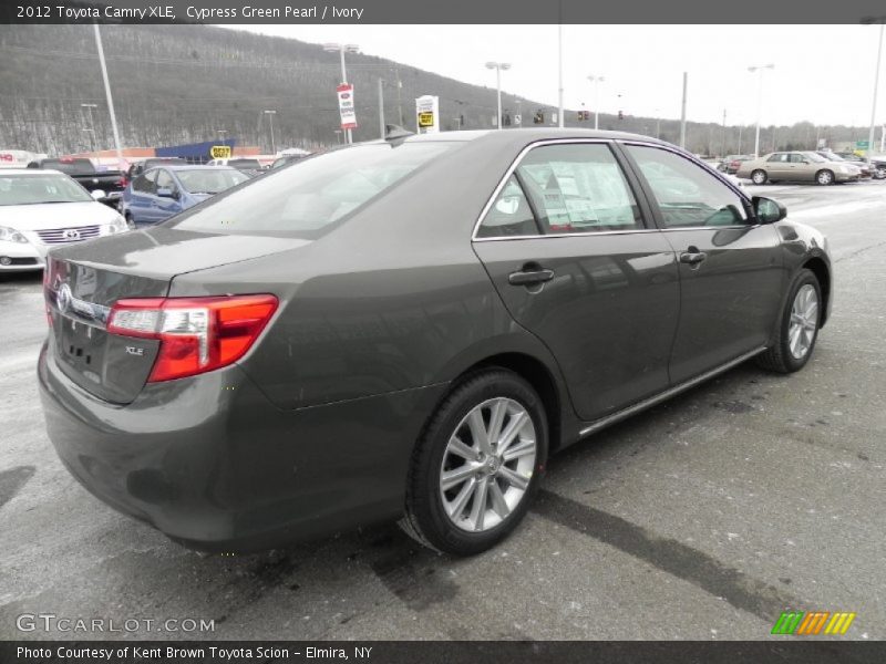 Cypress Green Pearl / Ivory 2012 Toyota Camry XLE