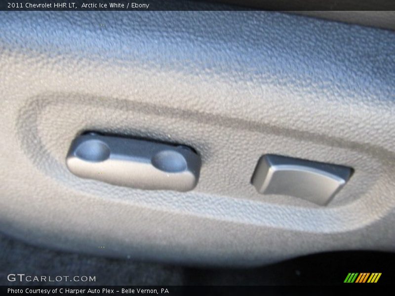 Arctic Ice White / Ebony 2011 Chevrolet HHR LT