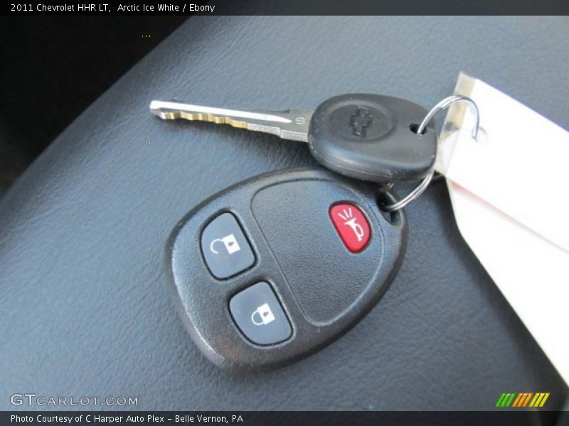Arctic Ice White / Ebony 2011 Chevrolet HHR LT