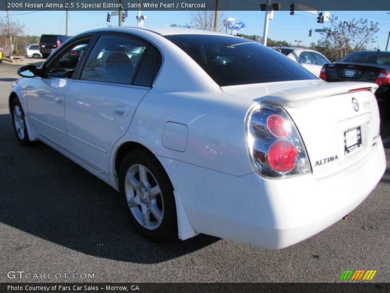 Satin White Pearl / Charcoal 2006 Nissan Altima 2.5 S Special Edition