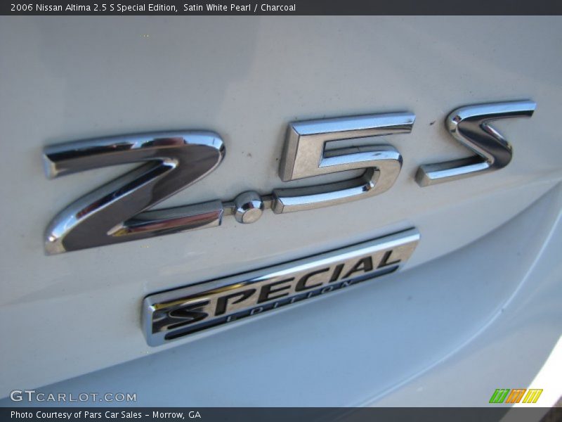 Satin White Pearl / Charcoal 2006 Nissan Altima 2.5 S Special Edition