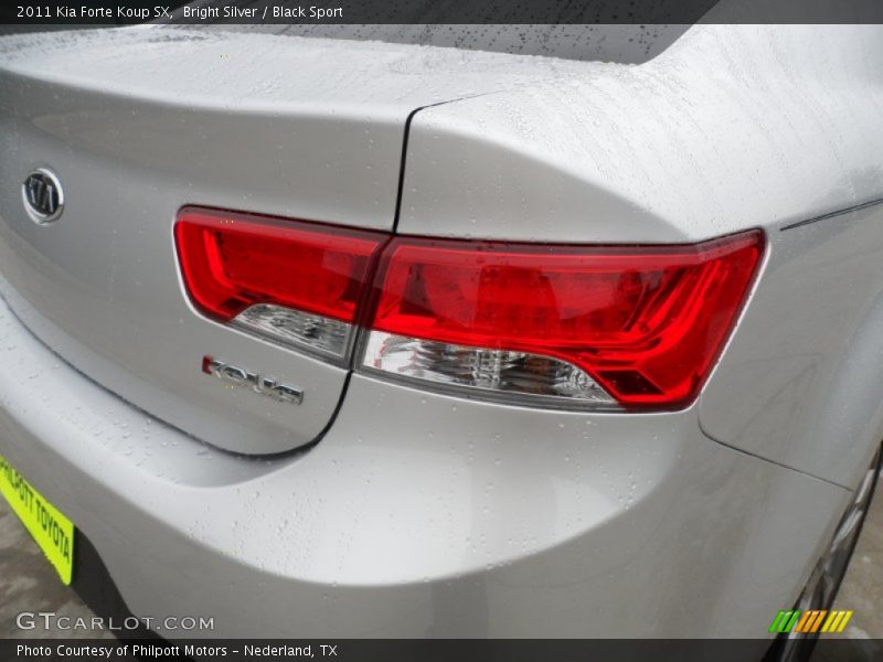 Bright Silver / Black Sport 2011 Kia Forte Koup SX