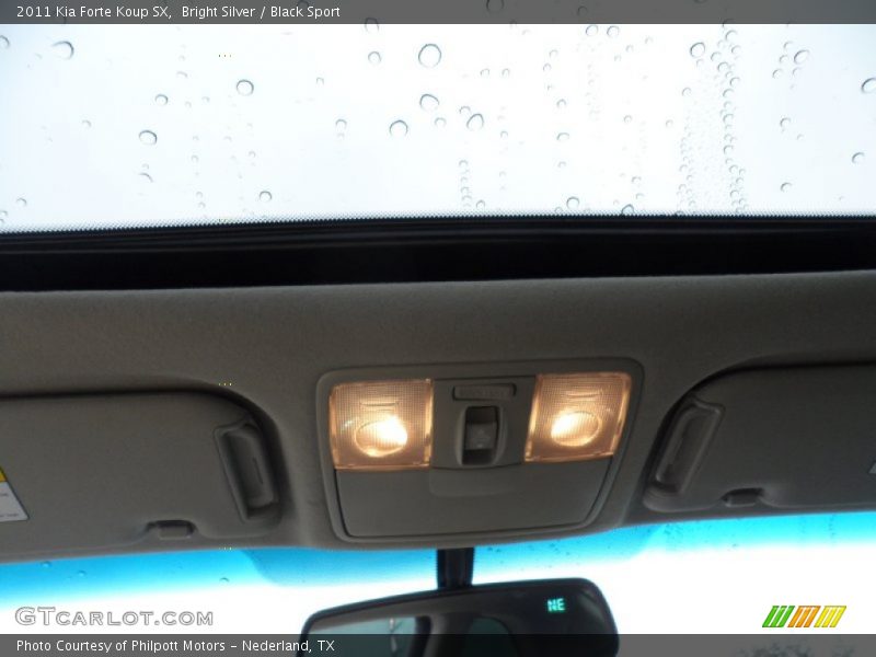 Bright Silver / Black Sport 2011 Kia Forte Koup SX