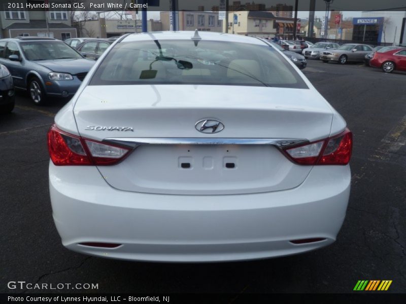 Pearl White / Camel 2011 Hyundai Sonata GLS
