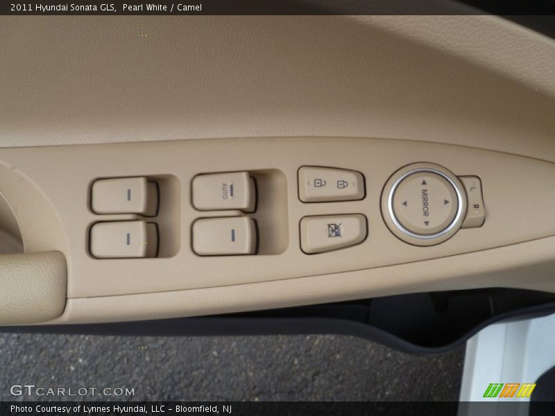 Pearl White / Camel 2011 Hyundai Sonata GLS