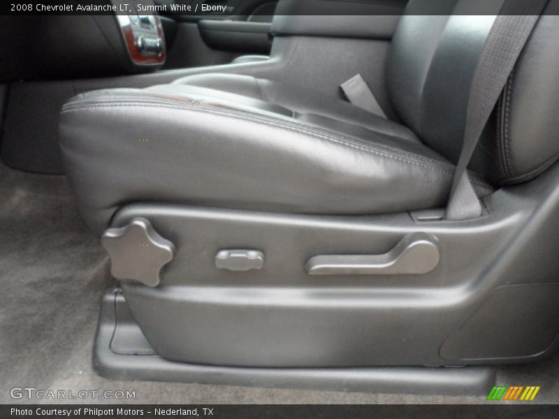 Summit White / Ebony 2008 Chevrolet Avalanche LT