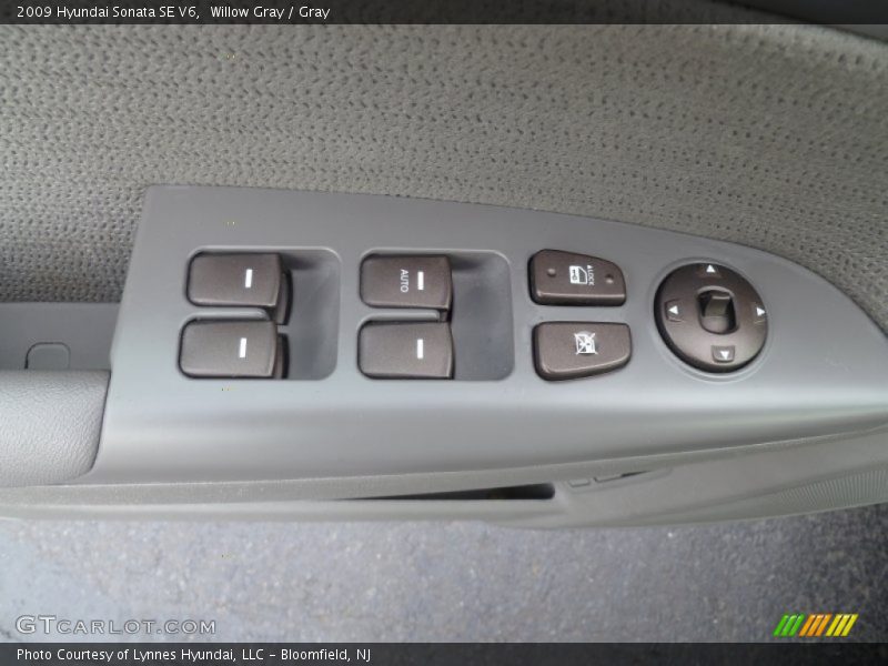 Willow Gray / Gray 2009 Hyundai Sonata SE V6