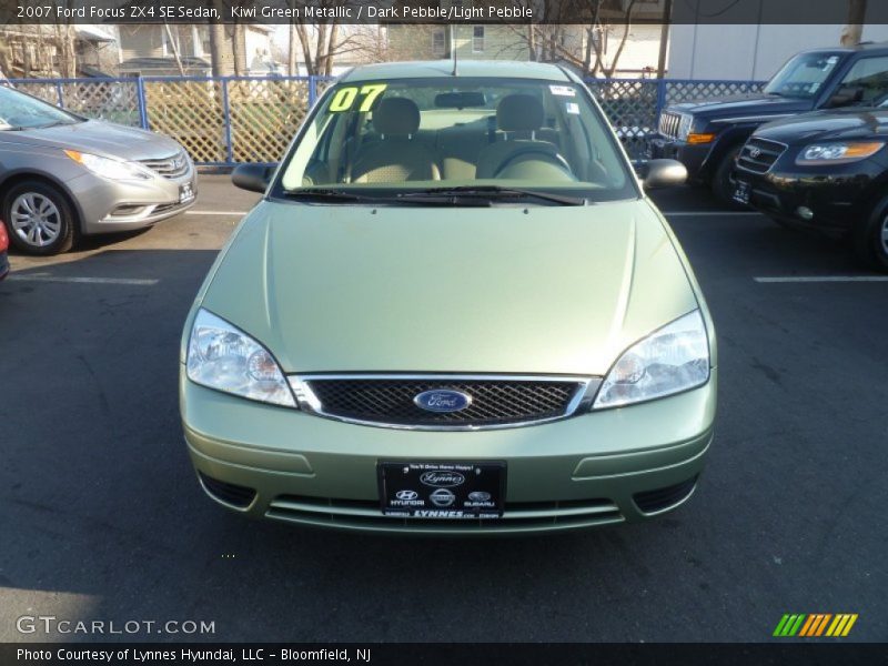 Kiwi Green Metallic / Dark Pebble/Light Pebble 2007 Ford Focus ZX4 SE Sedan