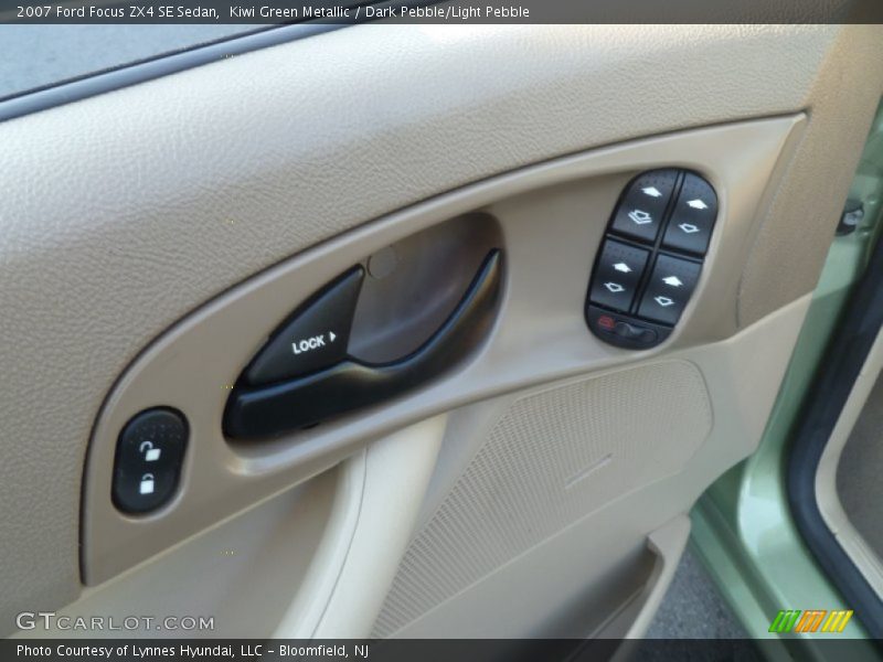 Kiwi Green Metallic / Dark Pebble/Light Pebble 2007 Ford Focus ZX4 SE Sedan