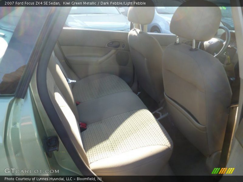 Kiwi Green Metallic / Dark Pebble/Light Pebble 2007 Ford Focus ZX4 SE Sedan