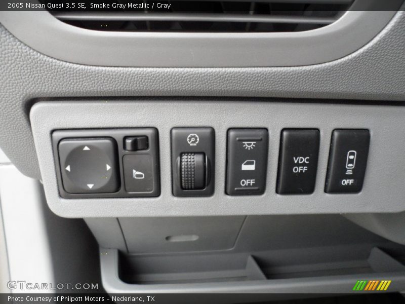Smoke Gray Metallic / Gray 2005 Nissan Quest 3.5 SE