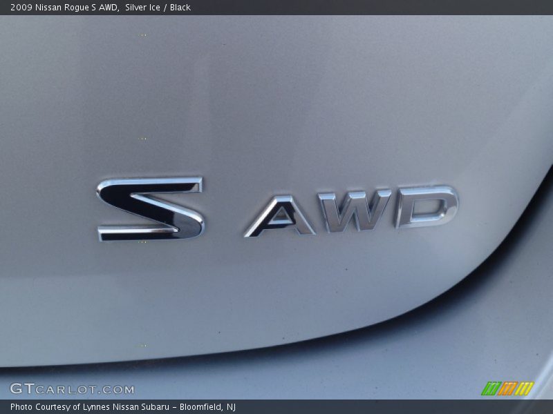 Silver Ice / Black 2009 Nissan Rogue S AWD