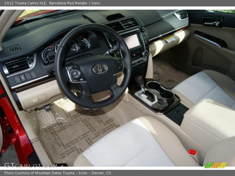 Barcelona Red Metallic / Ivory 2012 Toyota Camry XLE