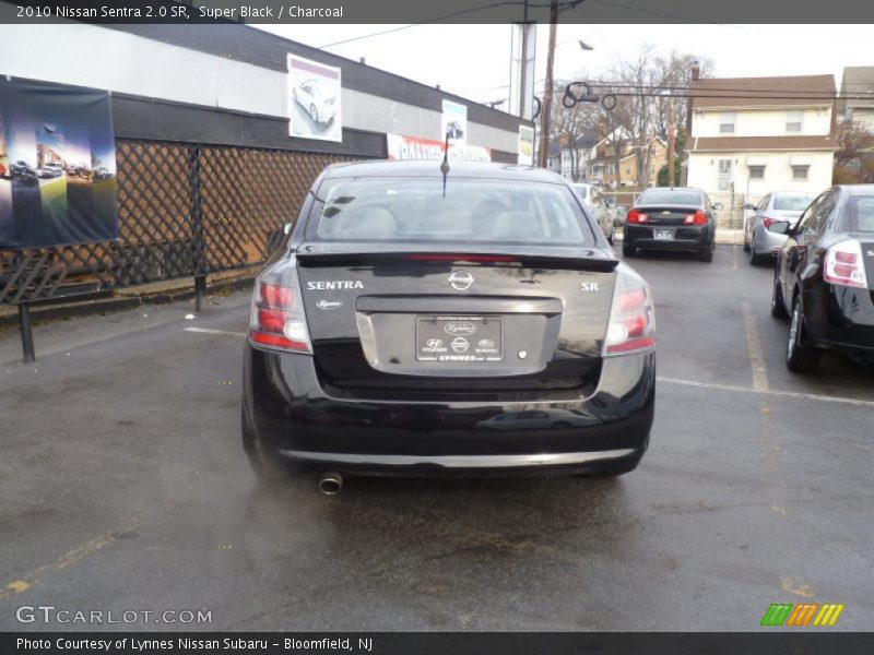 Super Black / Charcoal 2010 Nissan Sentra 2.0 SR