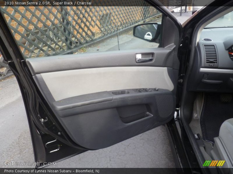 Super Black / Charcoal 2010 Nissan Sentra 2.0 SR