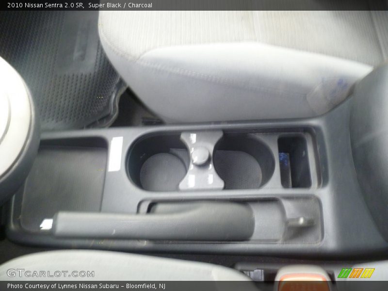 Super Black / Charcoal 2010 Nissan Sentra 2.0 SR