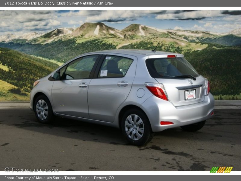 Classic Silver Metallic / Ash Gray 2012 Toyota Yaris L 5 Door