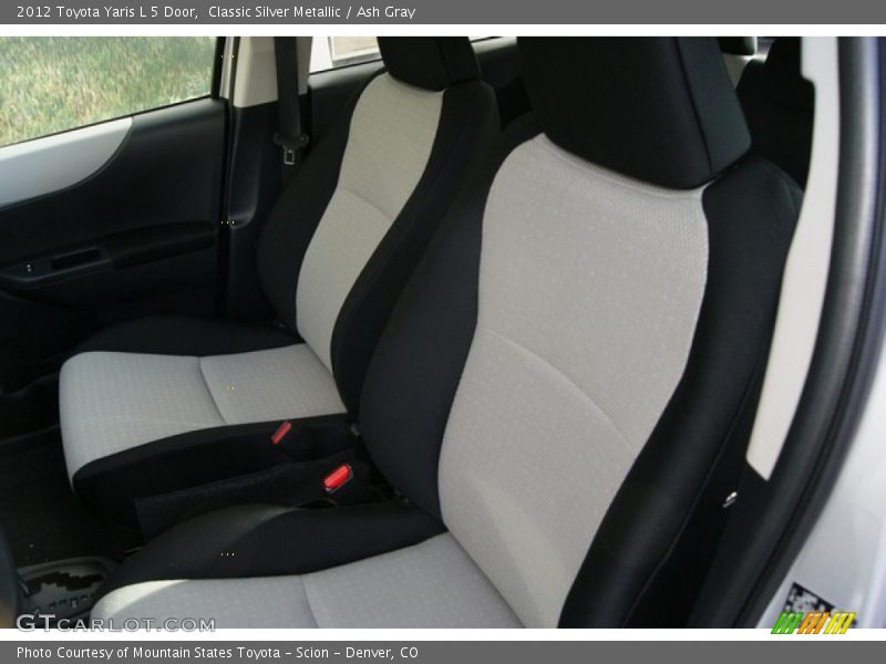 Classic Silver Metallic / Ash Gray 2012 Toyota Yaris L 5 Door