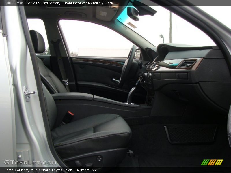Titanium Silver Metallic / Black 2008 BMW 5 Series 528xi Sedan