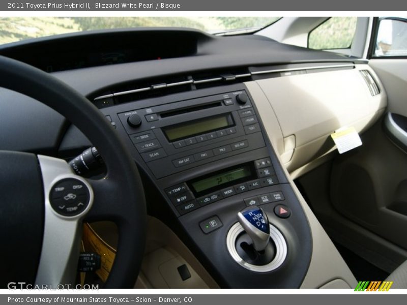Blizzard White Pearl / Bisque 2011 Toyota Prius Hybrid II