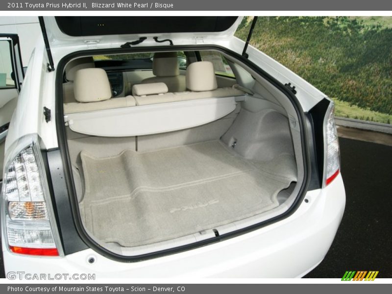 Blizzard White Pearl / Bisque 2011 Toyota Prius Hybrid II