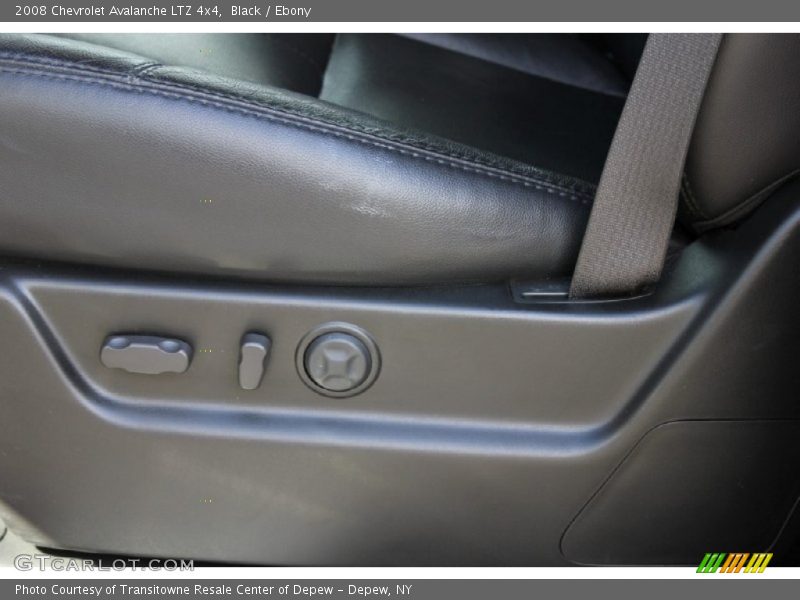 Black / Ebony 2008 Chevrolet Avalanche LTZ 4x4