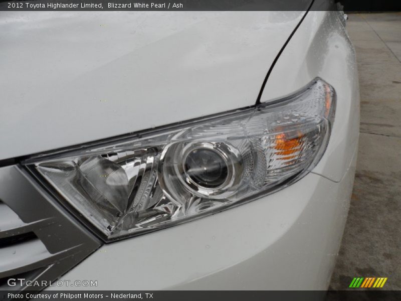 Blizzard White Pearl / Ash 2012 Toyota Highlander Limited