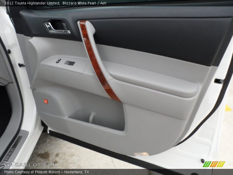 Blizzard White Pearl / Ash 2012 Toyota Highlander Limited