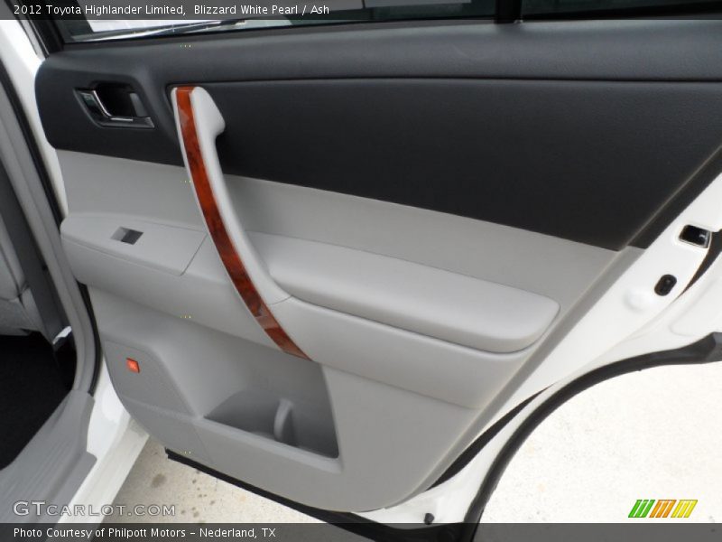 Blizzard White Pearl / Ash 2012 Toyota Highlander Limited