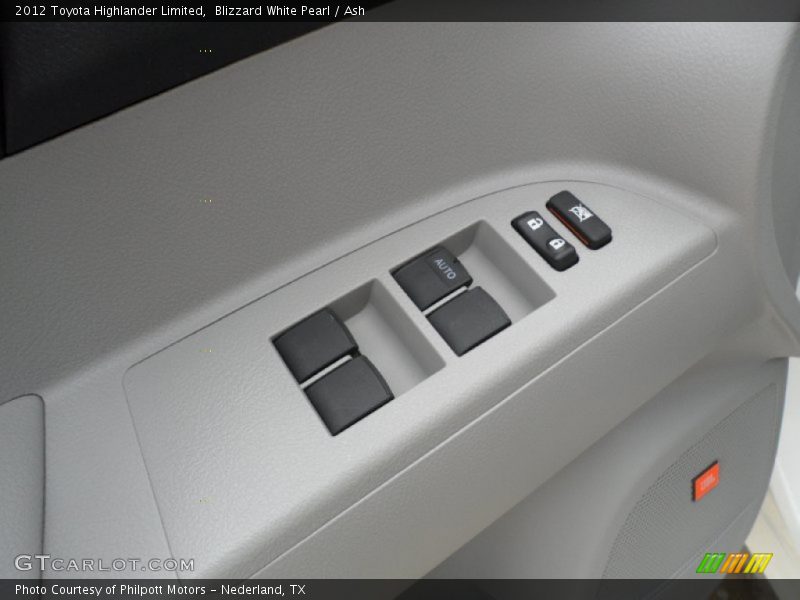 Blizzard White Pearl / Ash 2012 Toyota Highlander Limited