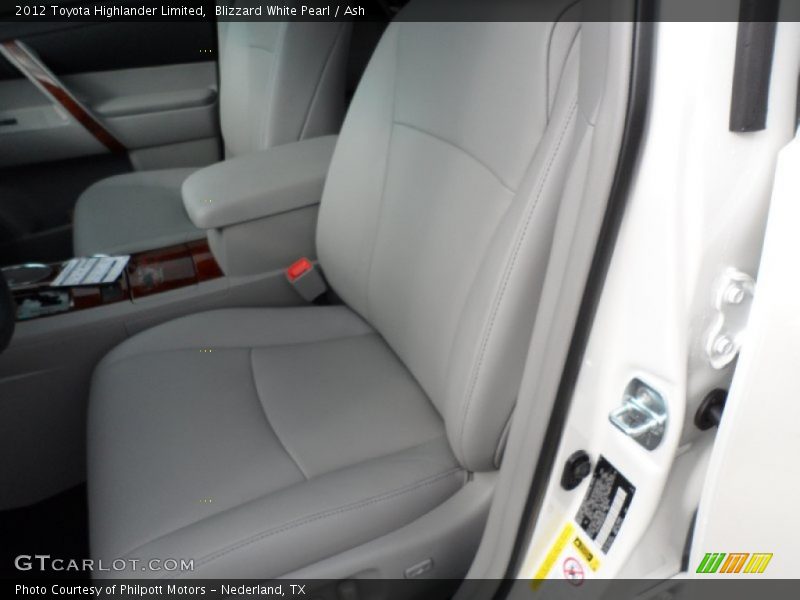 Blizzard White Pearl / Ash 2012 Toyota Highlander Limited