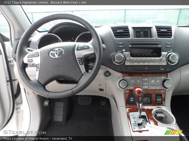 Blizzard White Pearl / Ash 2012 Toyota Highlander Limited