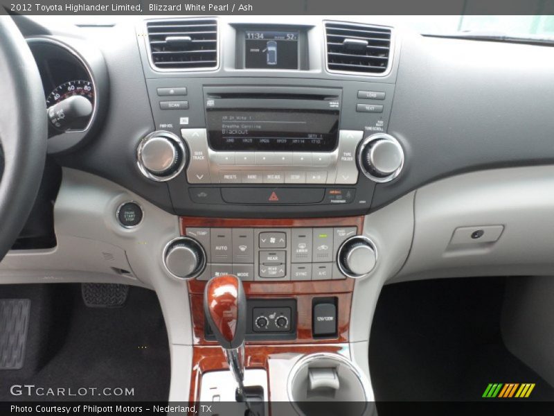 Blizzard White Pearl / Ash 2012 Toyota Highlander Limited