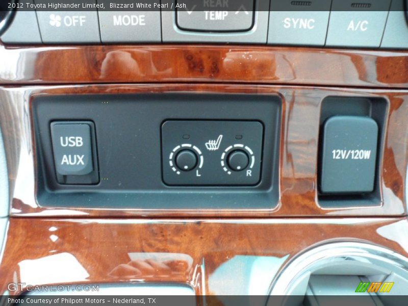 Blizzard White Pearl / Ash 2012 Toyota Highlander Limited