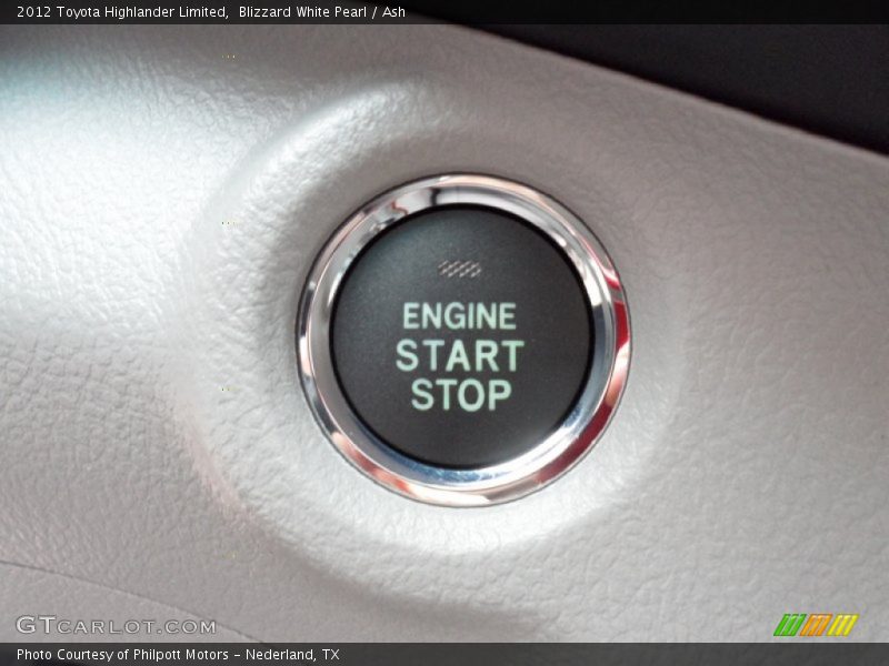 Blizzard White Pearl / Ash 2012 Toyota Highlander Limited