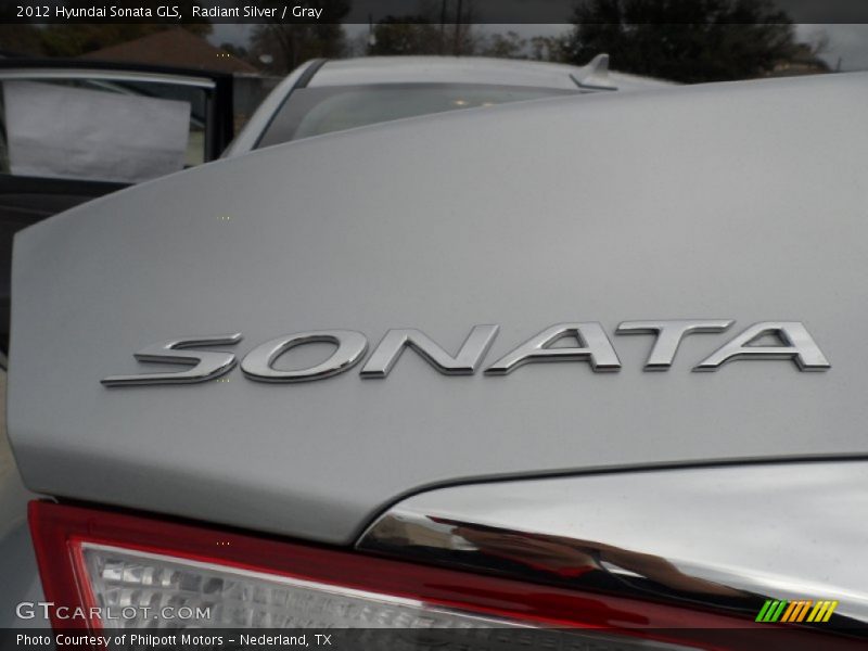 Radiant Silver / Gray 2012 Hyundai Sonata GLS