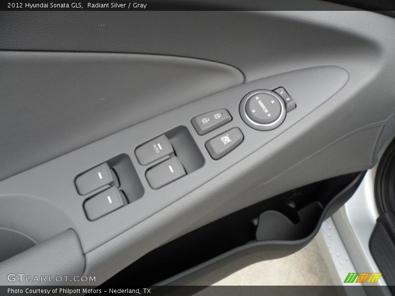 Radiant Silver / Gray 2012 Hyundai Sonata GLS