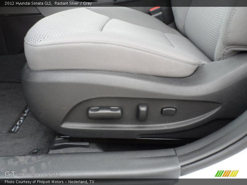 Radiant Silver / Gray 2012 Hyundai Sonata GLS