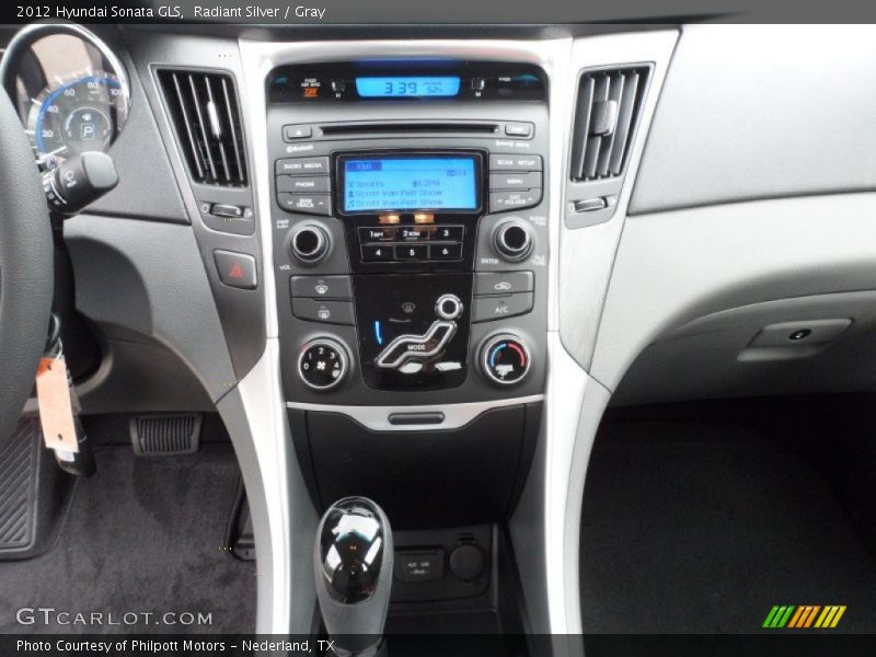 Radiant Silver / Gray 2012 Hyundai Sonata GLS