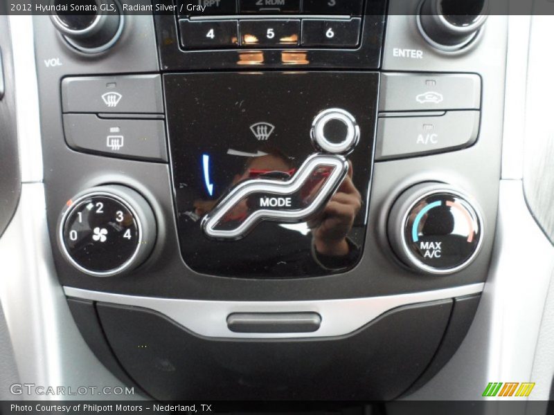Radiant Silver / Gray 2012 Hyundai Sonata GLS