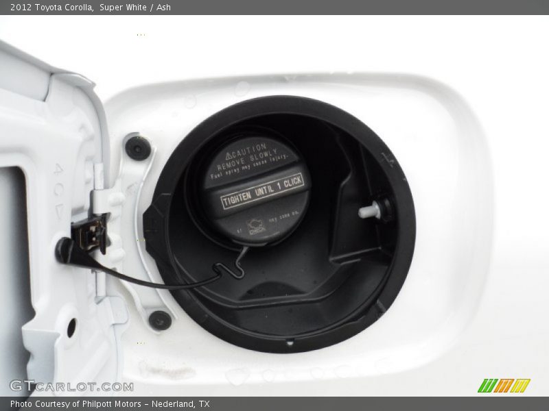 Super White / Ash 2012 Toyota Corolla