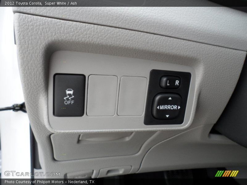 Super White / Ash 2012 Toyota Corolla