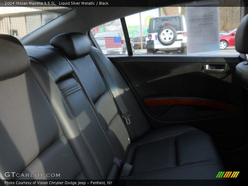 Liquid Silver Metallic / Black 2004 Nissan Maxima 3.5 SL