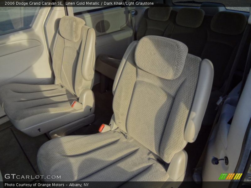 Linen Gold Metallic / Dark Khaki/Light Graystone 2006 Dodge Grand Caravan SE