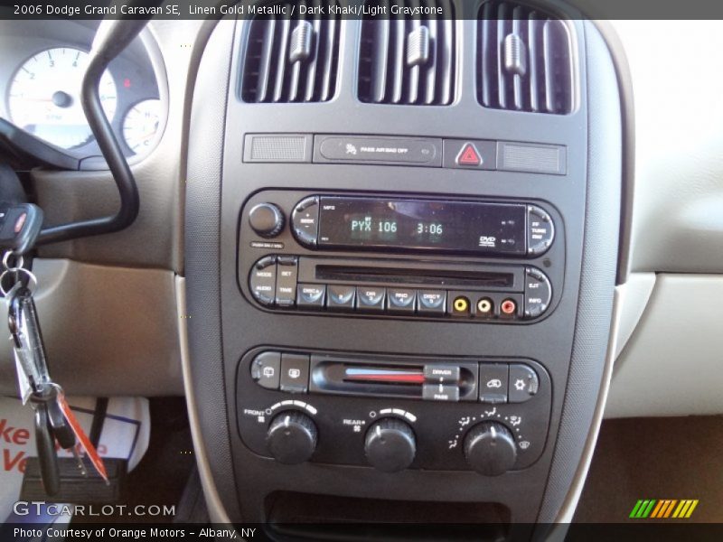 Linen Gold Metallic / Dark Khaki/Light Graystone 2006 Dodge Grand Caravan SE