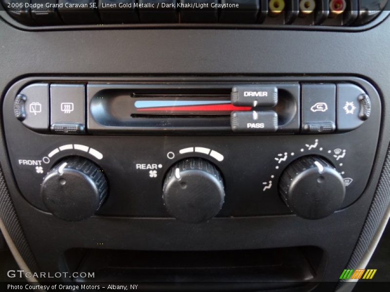 Linen Gold Metallic / Dark Khaki/Light Graystone 2006 Dodge Grand Caravan SE