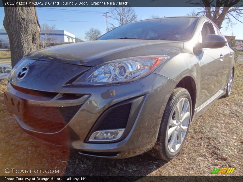 Graphite Mica / Black 2011 Mazda MAZDA3 s Grand Touring 5 Door