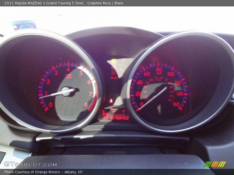 Graphite Mica / Black 2011 Mazda MAZDA3 s Grand Touring 5 Door