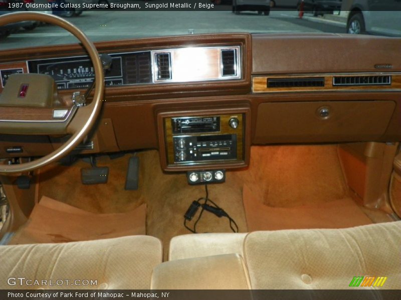 Sungold Metallic / Beige 1987 Oldsmobile Cutlass Supreme Brougham